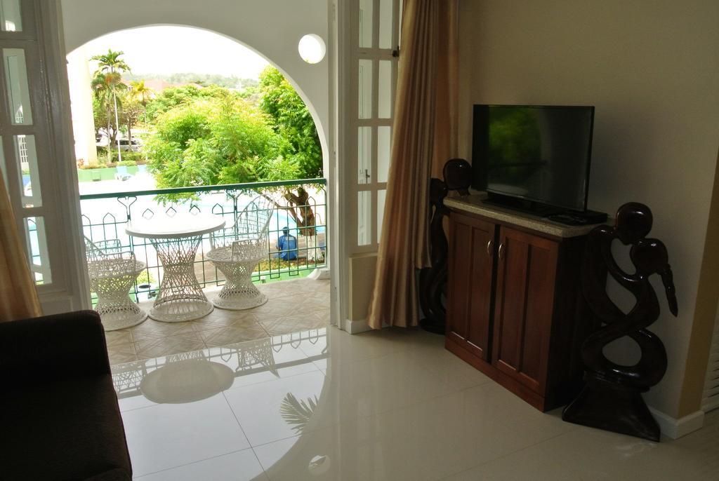 Beach One Bedroom Suite 13 Ocho Rios Exterior foto