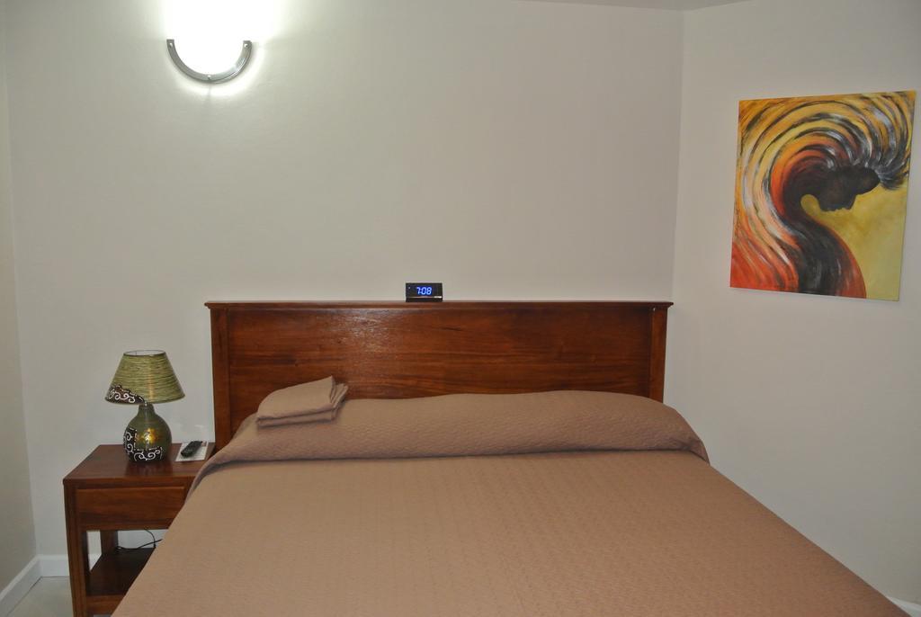 Beach One Bedroom Suite 13 Ocho Rios Zimmer foto