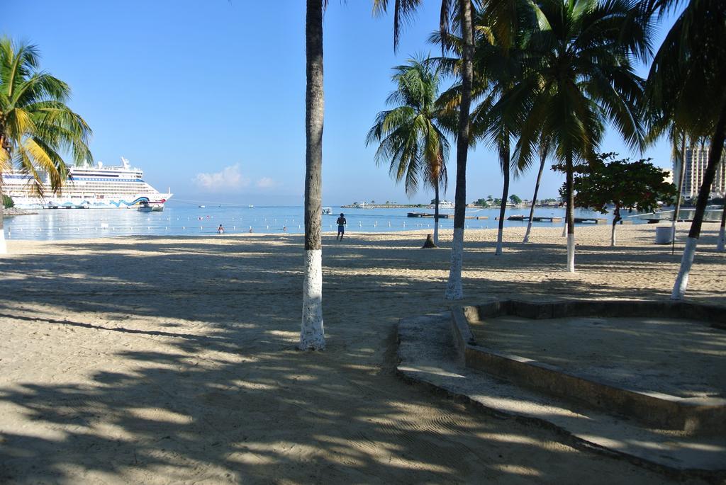 Beach One Bedroom Suite 13 Ocho Rios Exterior foto